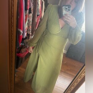 NWT Boohoo Green Maxi Dress Size 10